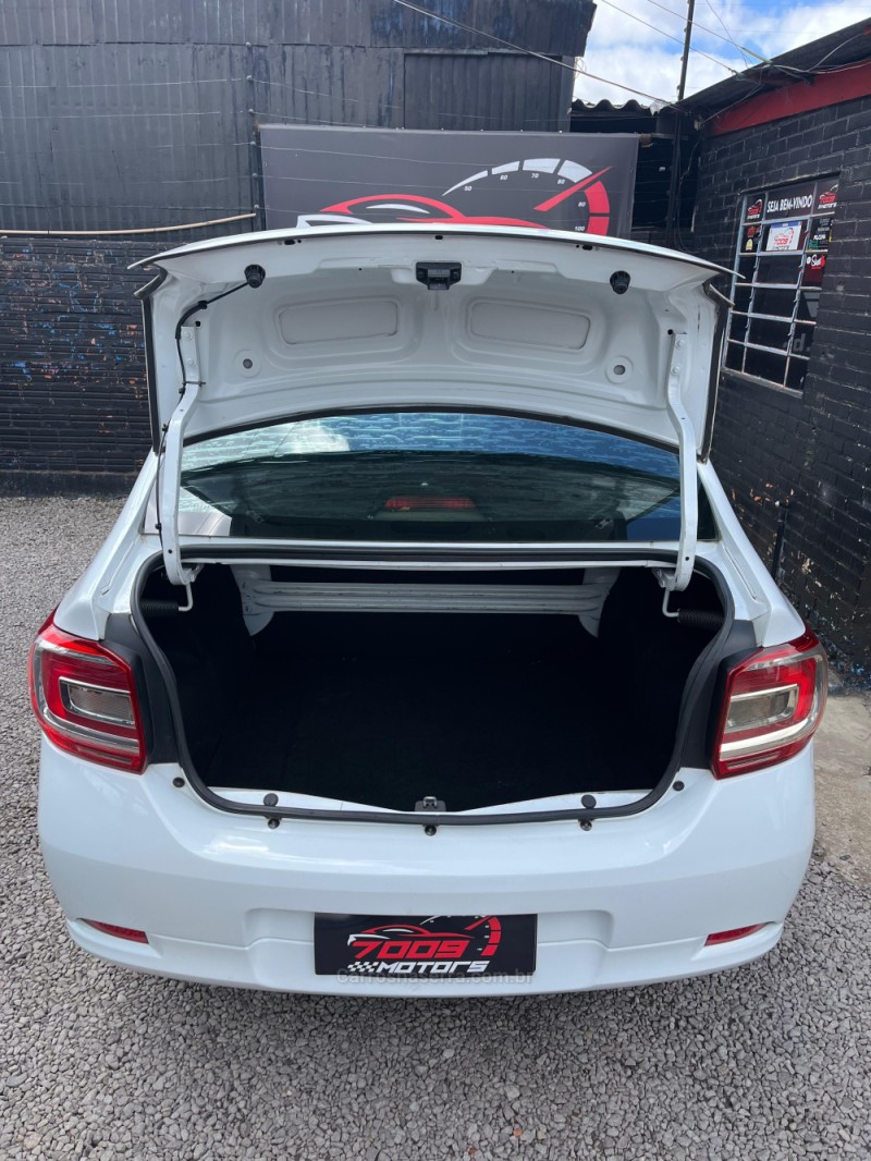 LOGAN 1.0 AUTHENTIQUE 16V FLEX 4P MANUAL - 2015 - CAXIAS DO SUL