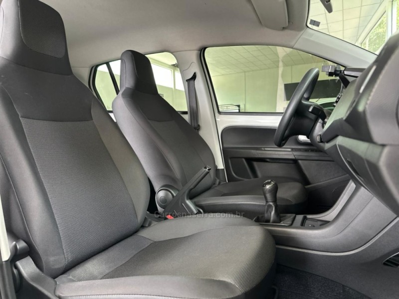 UP 1.0 MPI MOVE UP 12V FLEX 4P MANUAL - 2020 - NOVO HAMBURGO