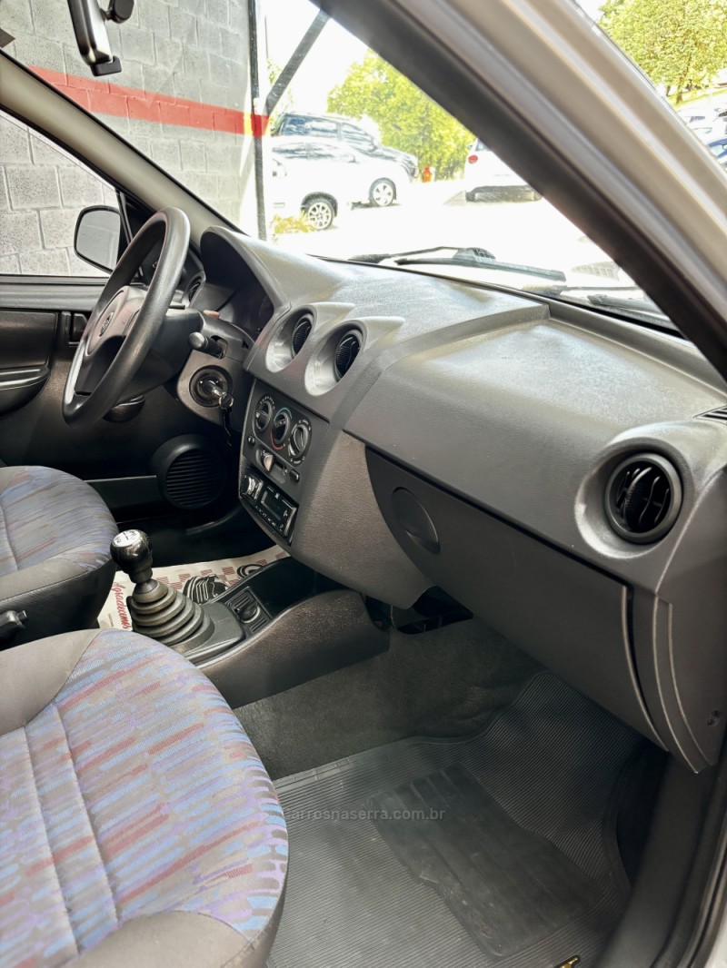 CELTA 1.0 MPFI VHC SPIRIT 8V FLEX 4P MANUAL - 2010 - HARMONIA