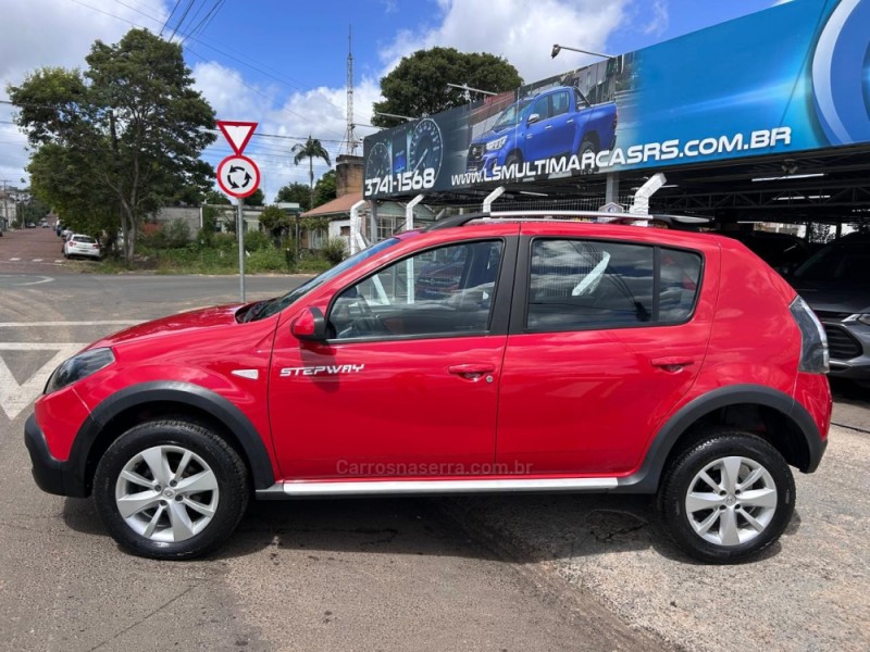 SANDERO 1.6 STEPWAY 16V FLEX 4P MANUAL - 2014 - VENâNCIO AIRES