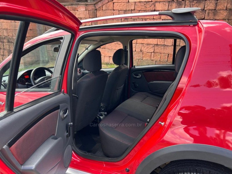 SANDERO 1.6 STEPWAY 16V FLEX 4P MANUAL - 2014 - VENâNCIO AIRES