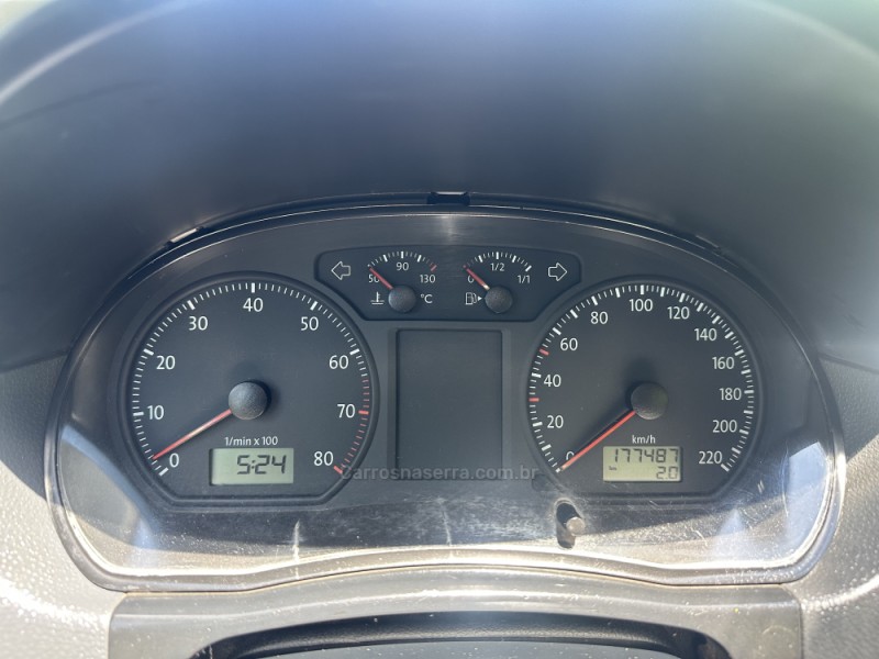 POLO 1.6 MI 8V FLEX 4P MANUAL - 2007 - NOVA PRATA