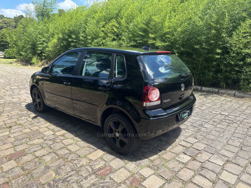 POLO 1.6 MI 8V FLEX 4P MANUAL - 2007 - NOVA PRATA