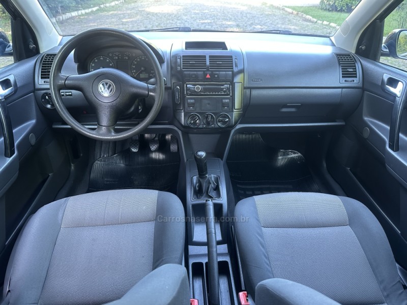 POLO 1.6 MI 8V FLEX 4P MANUAL - 2007 - NOVA PRATA
