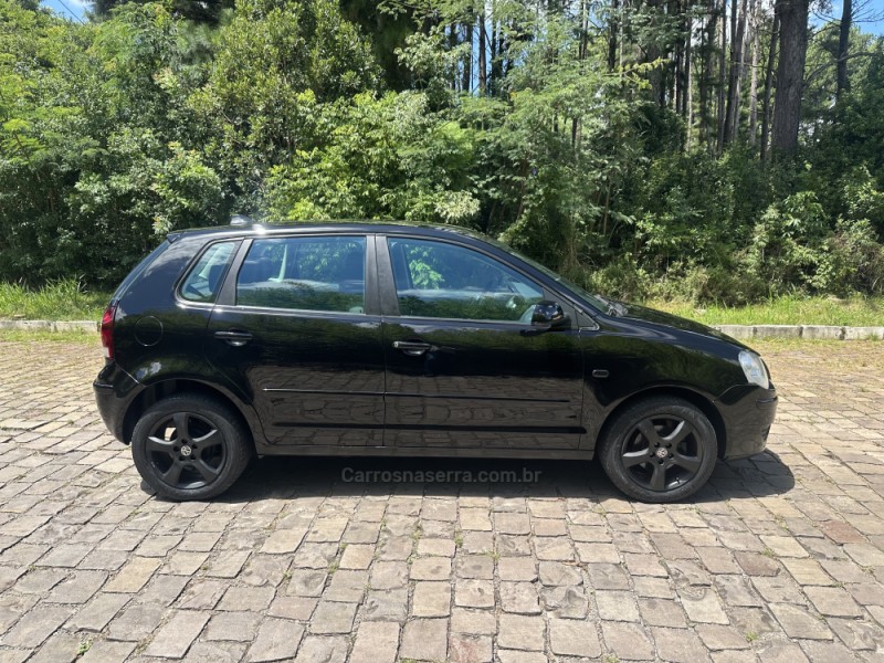 POLO 1.6 MI 8V FLEX 4P MANUAL - 2007 - NOVA PRATA