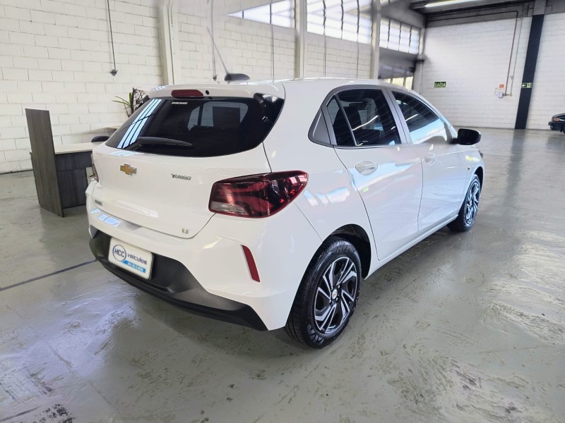 ONIX 1.0 LT 12V TURBO FLEX 4P MANUAL - 2024 - CAXIAS DO SUL