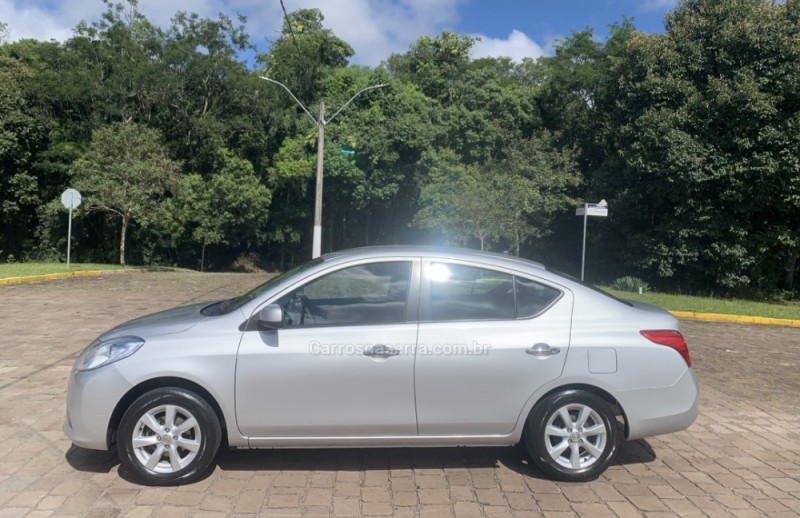 VERSA 1.6 16V FLEX SL 4P MANUAL - 2013 - GUAPORé