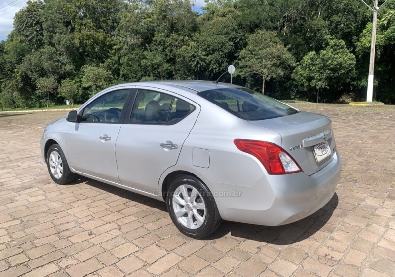 VERSA 1.6 16V FLEX SL 4P MANUAL - 2013 - GUAPORé
