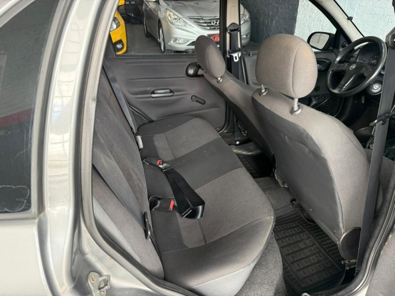 CORSA 1.0 MPFI CLASSIC SEDAN LIFE 8V FLEX 4P MANUAL - 2005 - CAXIAS DO SUL