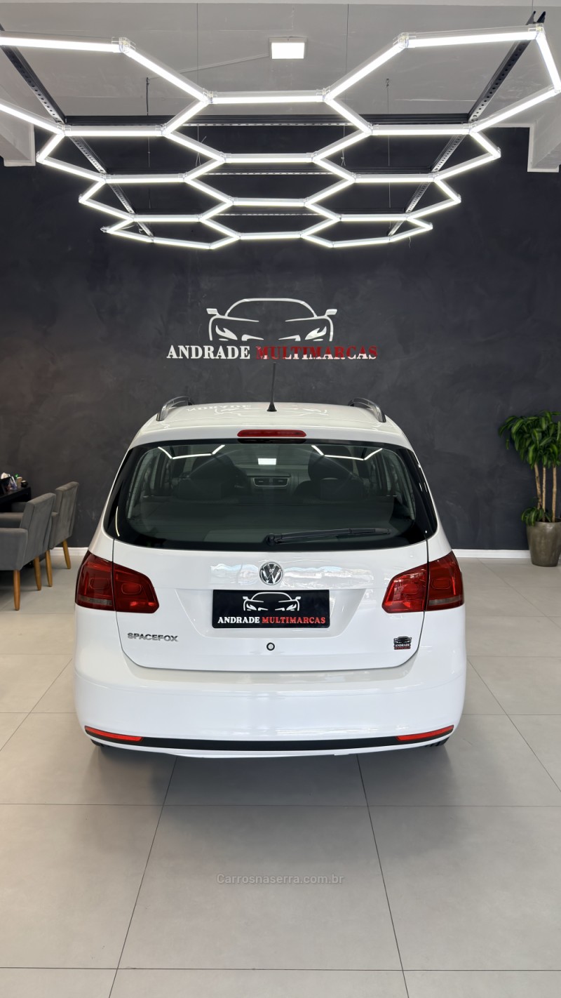 SPACEFOX 1.6 MI SPORTLINE 8V FLEX 4P MANUAL - 2011 - CAXIAS DO SUL