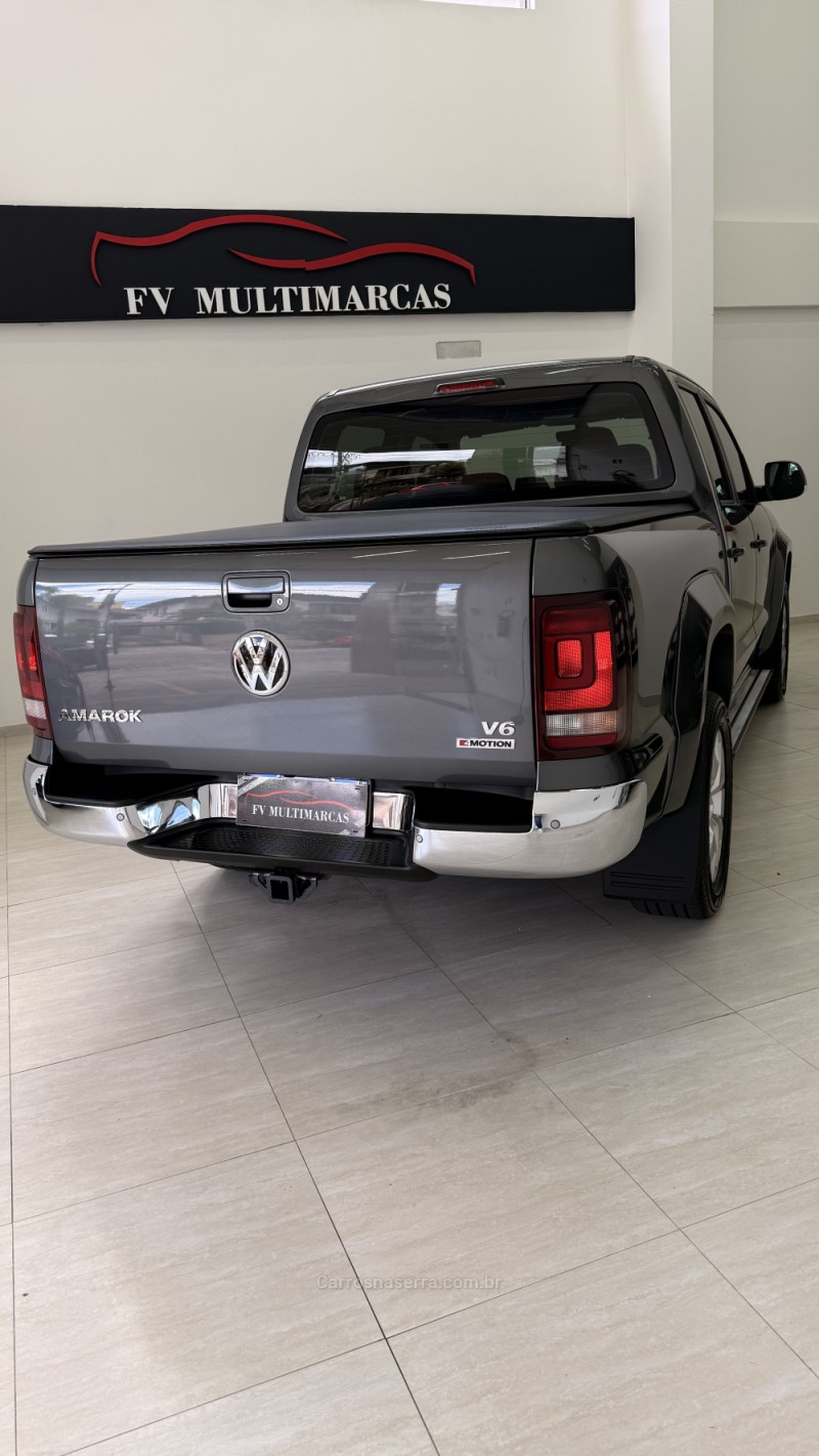 AMAROK 3.0 V6 TDI HIGHLINE CD DIESEL 4MOTION AUTOMÁTICO - 2024 - BENTO GONçALVES