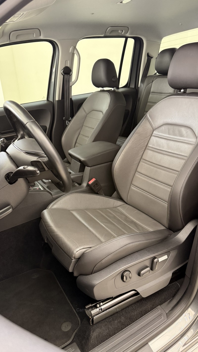 AMAROK 3.0 V6 TDI HIGHLINE CD DIESEL 4MOTION AUTOMÁTICO - 2024 - BENTO GONçALVES