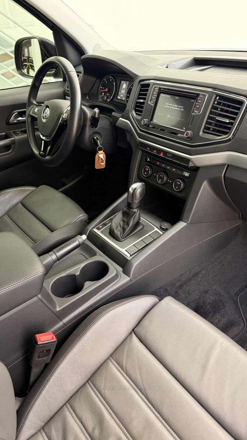 AMAROK 3.0 V6 TDI HIGHLINE CD DIESEL 4MOTION AUTOMÁTICO - 2024 - BENTO GONçALVES