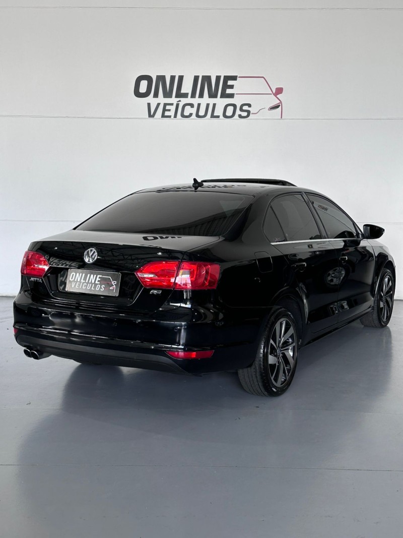 JETTA 2.0 TSI HIGHLINE 200CV GASOLINA 4P TIPTRONIC - 2012 - FARROUPILHA