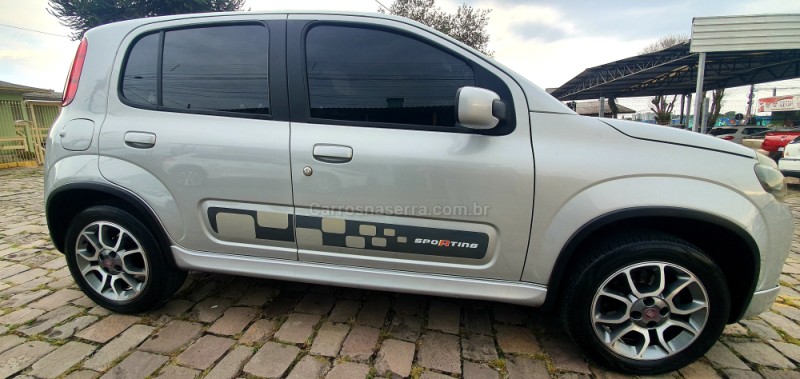 UNO 1.4 EVO SPORTING 8V FLEX 4P MANUAL - 2012 - CAXIAS DO SUL