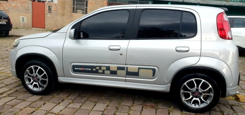 UNO 1.4 EVO SPORTING 8V FLEX 4P MANUAL - 2012 - CAXIAS DO SUL