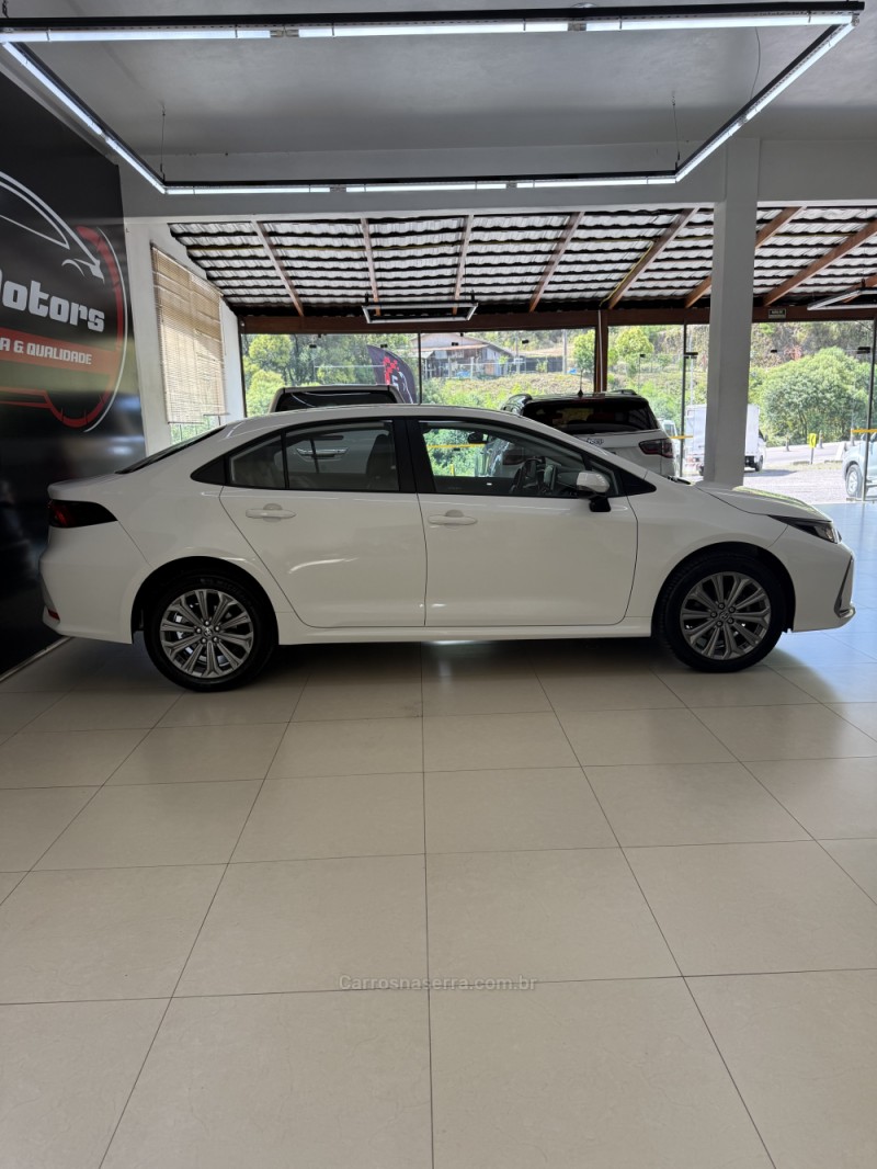 COROLLA 1.8 XEI 16V GASOLINA 4P AUTOMÁTICO - 2023 - FARROUPILHA