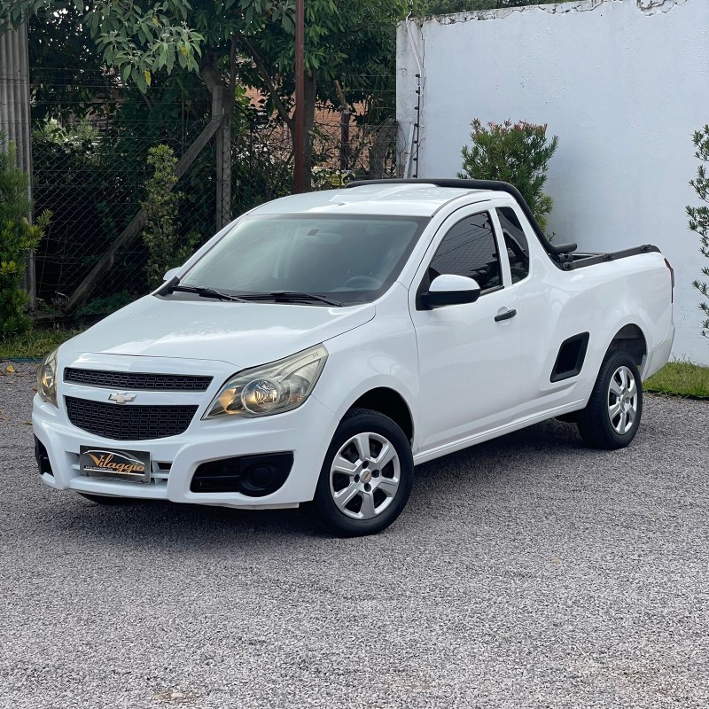 CHEVROLET - MONTANA - 2015/2016 - Branca - R$ 48.900,00