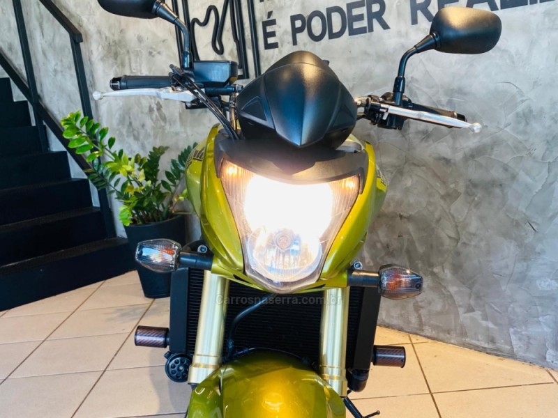 CB 600F HORNET - 2011 - CAXIAS DO SUL
