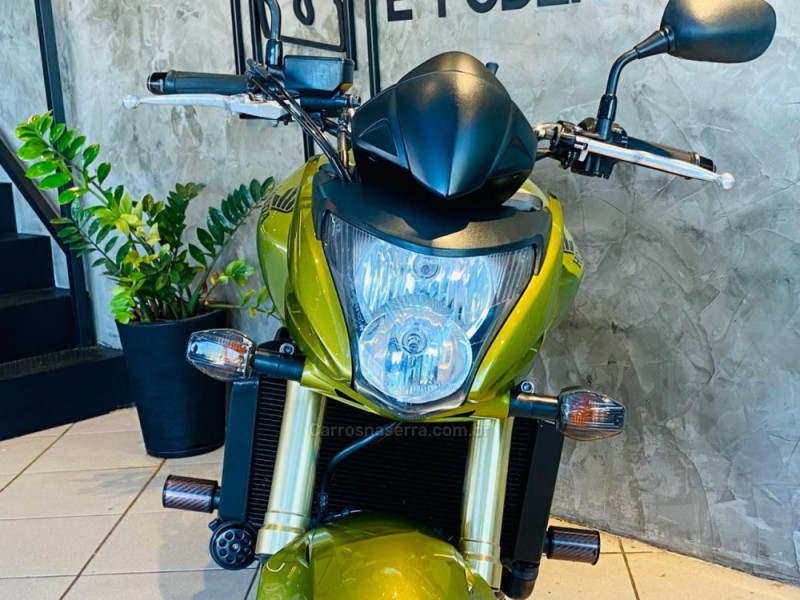 CB 600F HORNET - 2011 - CAXIAS DO SUL