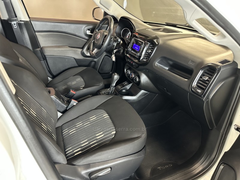 TORO 1.8 16V EVO FLEX FREEDOM AUTOMÁTICO - 2018 - SAPIRANGA