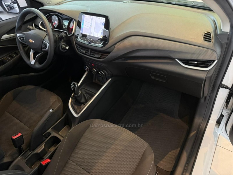 ONIX 1.0 LT 12V TURBO FLEX 4P MANUAL - 2024 - SãO LEOPOLDO