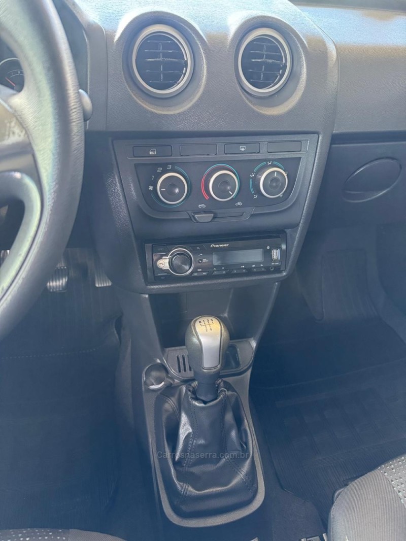 CELTA 1.0 MPFI SPIRIT 8V FLEX 4P MANUAL - 2014 - CAXIAS DO SUL