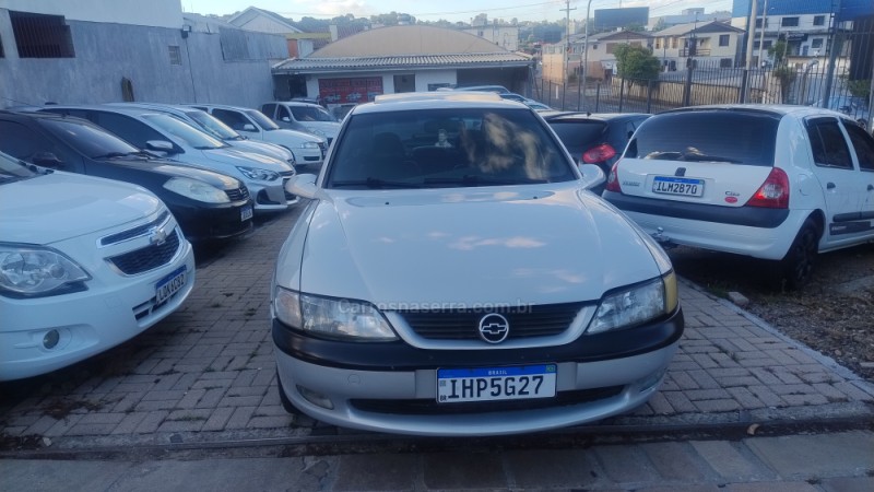 VECTRA 2.2 MPFI CD 16V GASOLINA 4P MANUAL - 1998 - CAXIAS DO SUL