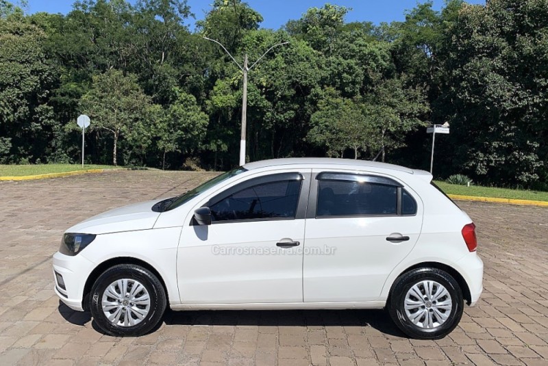 GOL 1.0 12V MPI TOTALFLEX 4P MANUAL - 2022 - GUAPORé