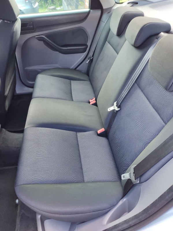 FOCUS 2.0 GLX SEDAN 16V FLEX 4P MANUAL - 2011 - VALE REAL