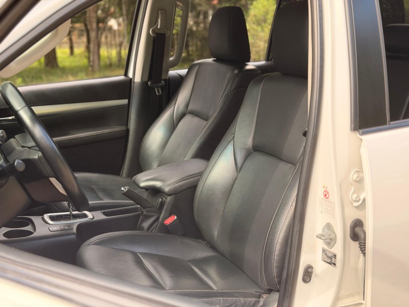 HILUX  - 2019 - CANELA