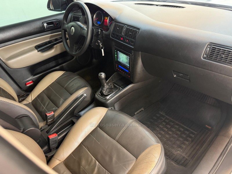 GOLF 1.6 MI SPORTLINE 8V FLEX 4P MANUAL - 2009 - BOM RETIRO DO SUL