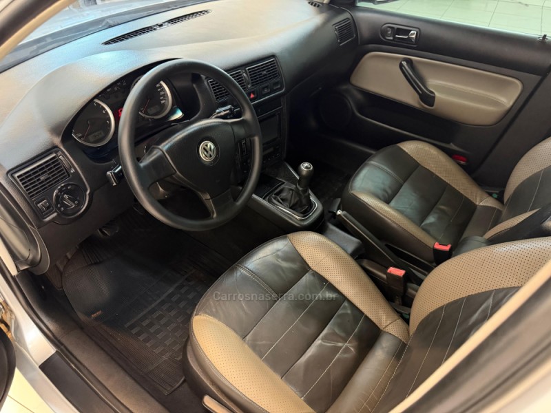 GOLF 1.6 MI SPORTLINE 8V FLEX 4P MANUAL - 2009 - BOM RETIRO DO SUL