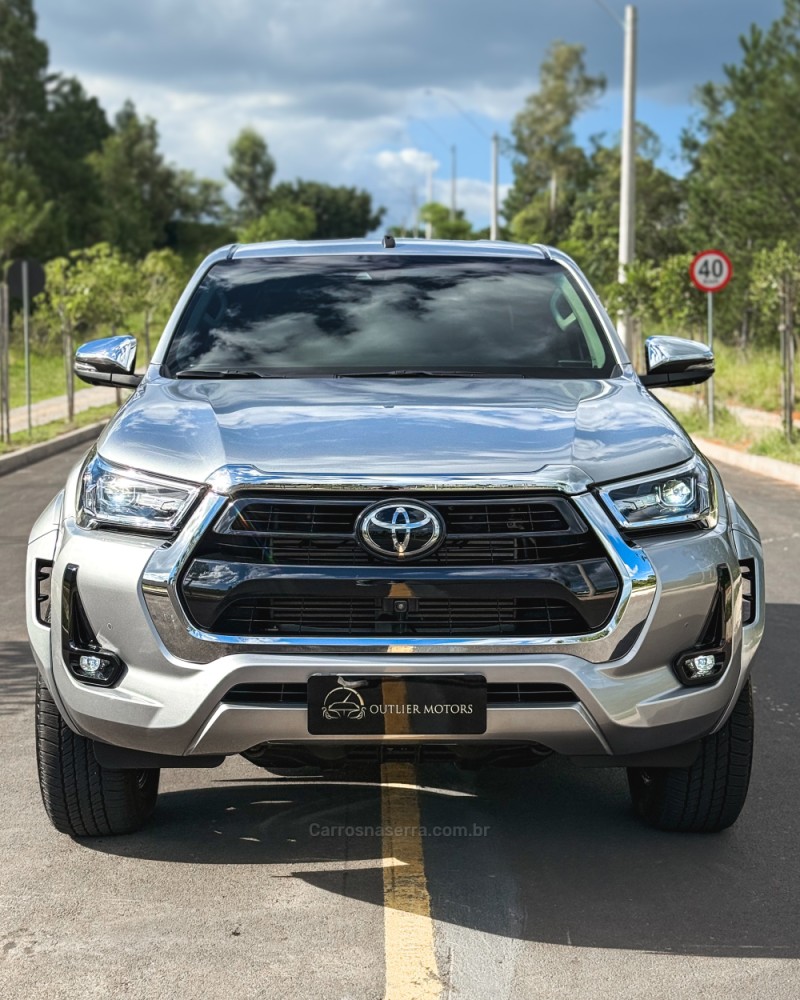 HILUX 2.8 SRX PLUS 4X4 CD TURBO DIESEL 4P AUTOMÁTICO - 2024 - NOVO HAMBURGO