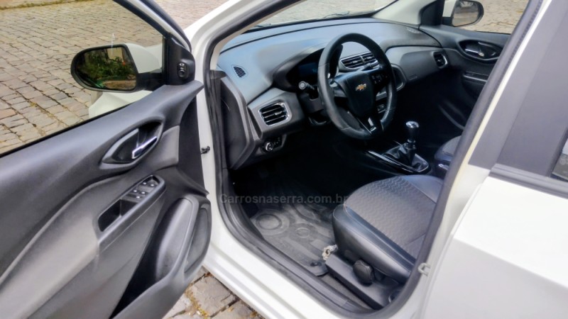 ONIX 1.4 MPFI LTZ 8V FLEX 4P MANUAL - 2018 - CAXIAS DO SUL