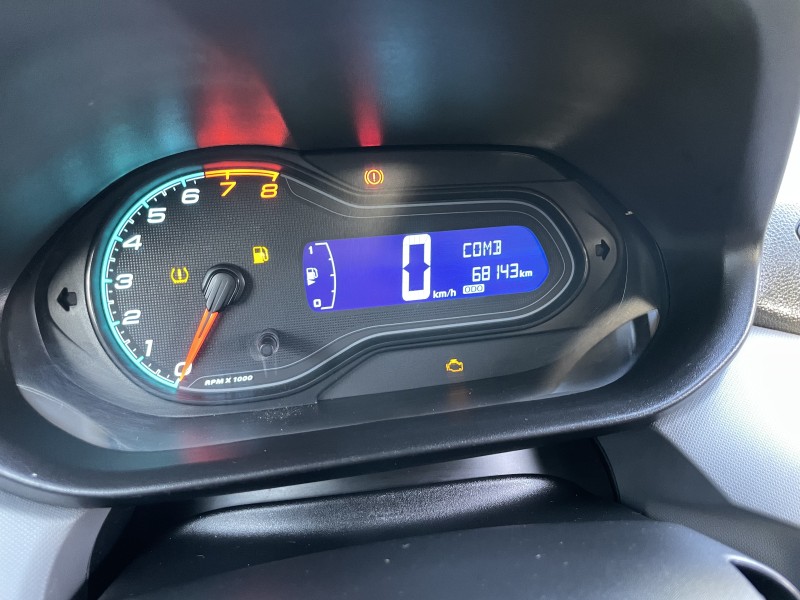 ONIX 1.4 MPFI LT 8V FLEX 4P MANUAL - 2017 - CAXIAS DO SUL