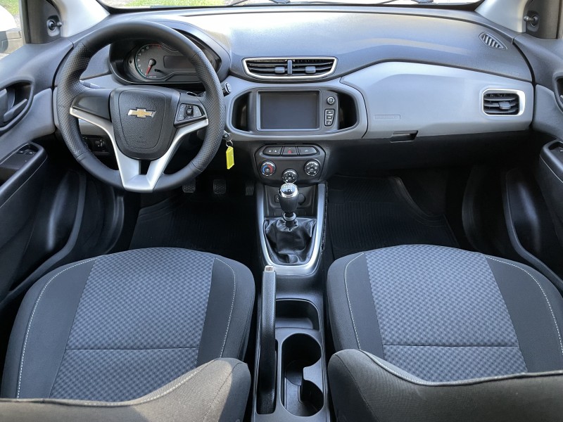 ONIX 1.4 MPFI LT 8V FLEX 4P MANUAL - 2017 - CAXIAS DO SUL