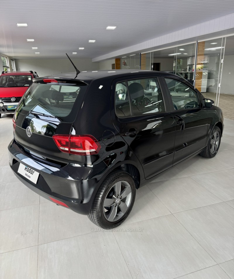 FOX 1.6 CONNECT 8V FLEX 4P MANUAL - 2020 - VILA FLORES