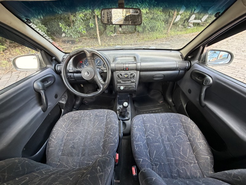 CORSA 1.0 MPFI SUPER 16V GASOLINA 4P MANUAL - 2001 - CAXIAS DO SUL