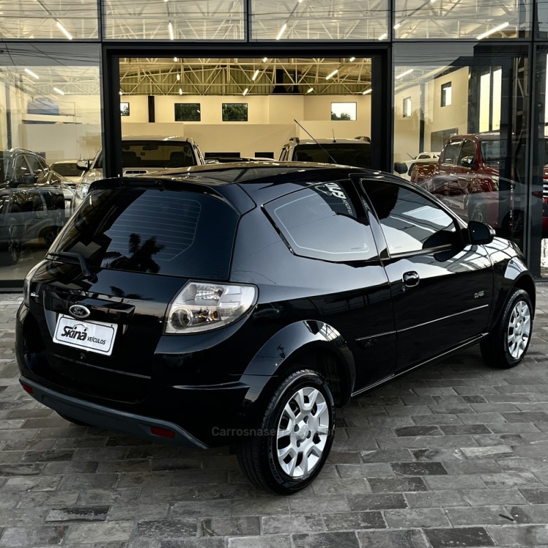 KA 1.0 I 8V GASOLINA 2P MANUAL - 2013 - VACARIA