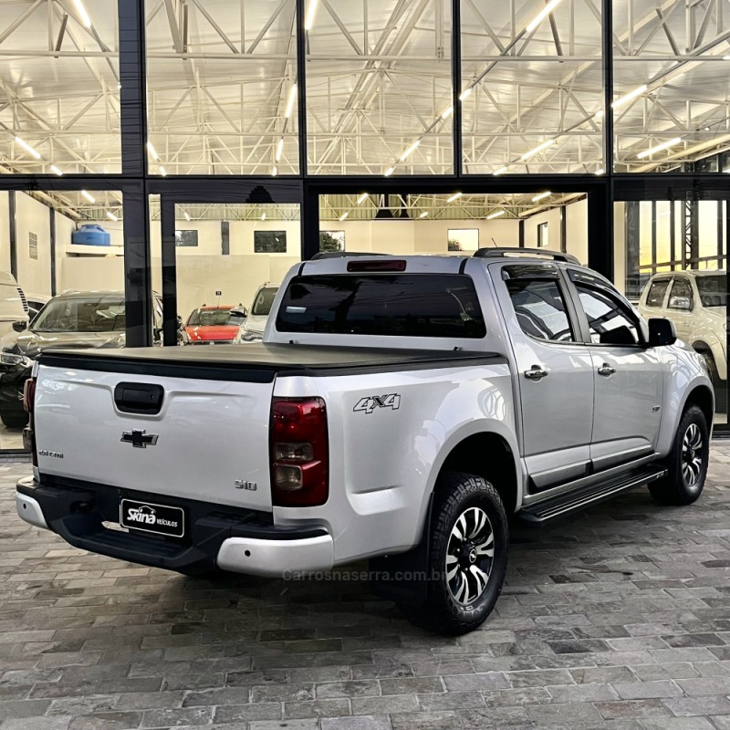 S10 2.8 LS 4X4 CD 16V TURBO DIESEL 4P MANUAL - 2017 - VACARIA