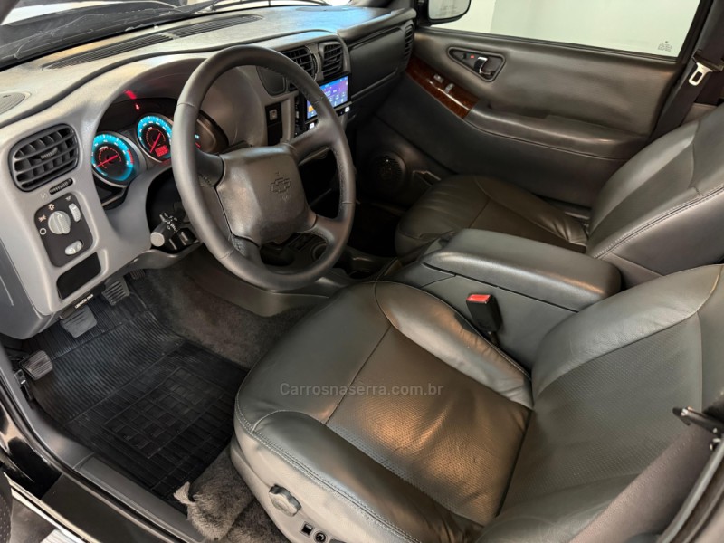 S10 2.4 MPFI EXECUTIVE 4X2 CD 8V FLEX 4P MANUAL - 2011 - BOM RETIRO DO SUL