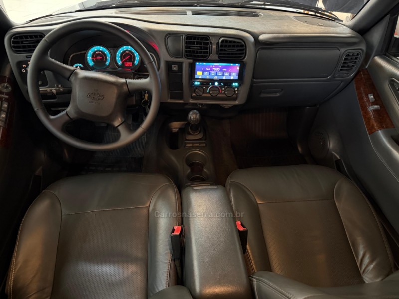 S10 2.4 MPFI EXECUTIVE 4X2 CD 8V FLEX 4P MANUAL - 2011 - BOM RETIRO DO SUL