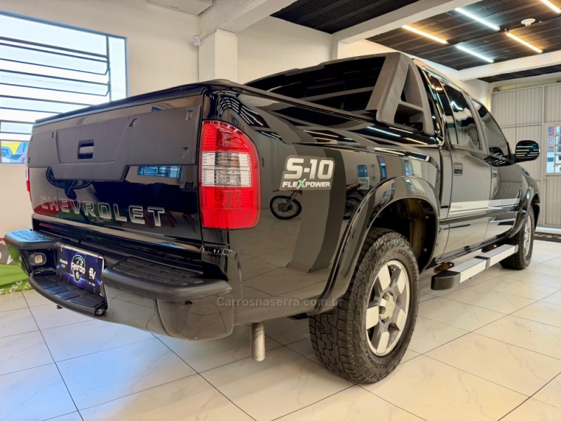 S10 2.4 MPFI EXECUTIVE 4X2 CD 8V FLEX 4P MANUAL - 2011 - BOM RETIRO DO SUL