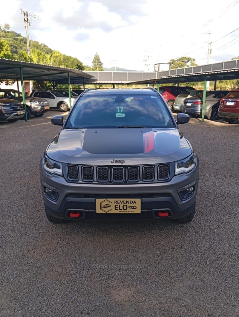 COMPASS 2.0 TRAILHAWK TD350 TURBO DIESEL 4X4 4P AUTOMÁTICO - 2017 - PICADA CAFé