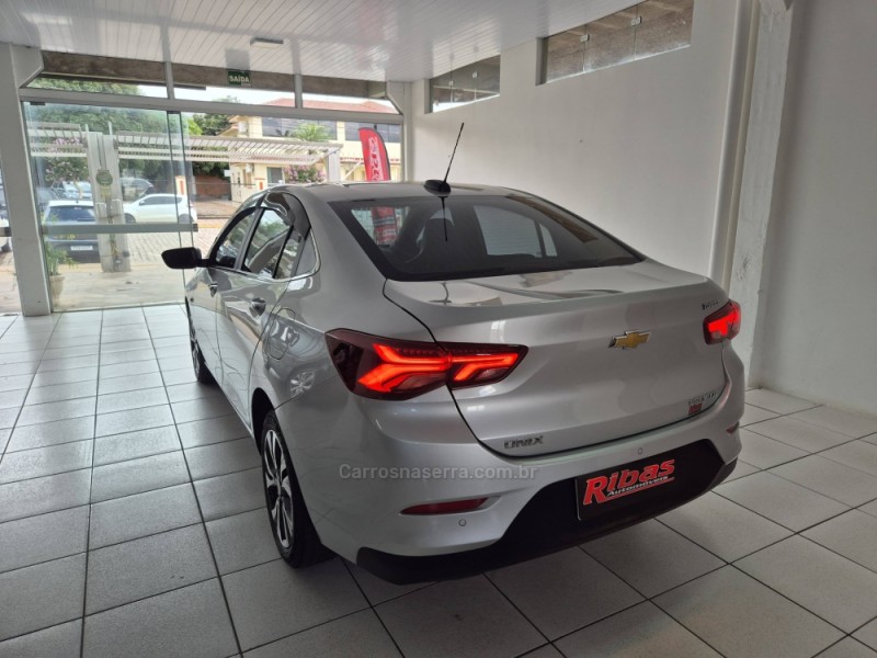 ONIX 1.0	PREMIER PLUS 12V TURBO FLEX 4P AUTOMÁTICO - 2023 - NãO-ME-TOQUE