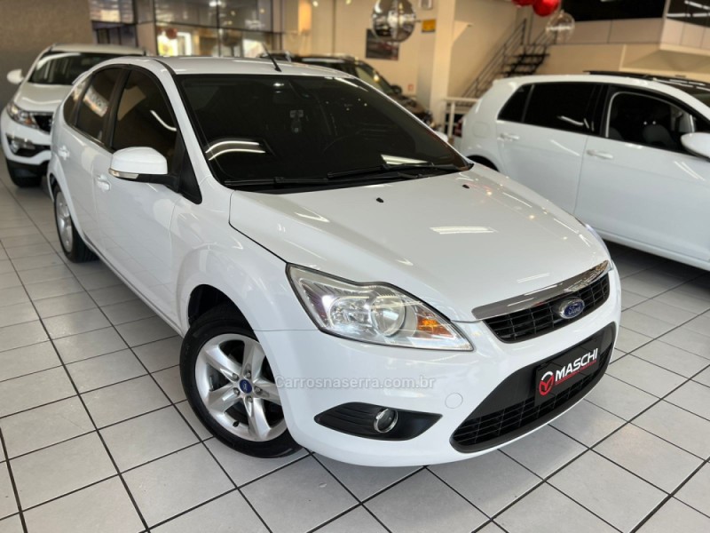 FOCUS 2.0 GLX 16V FLEX 4P MANUAL - 2013 - CAXIAS DO SUL