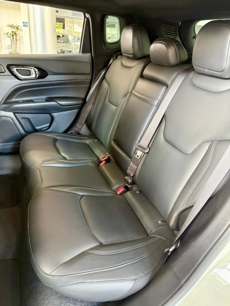 COMPASS 1.3 SERIE S T270 16V TURBO FLEX 4P AUTOMÁTICO - 2023 - NOVO HAMBURGO