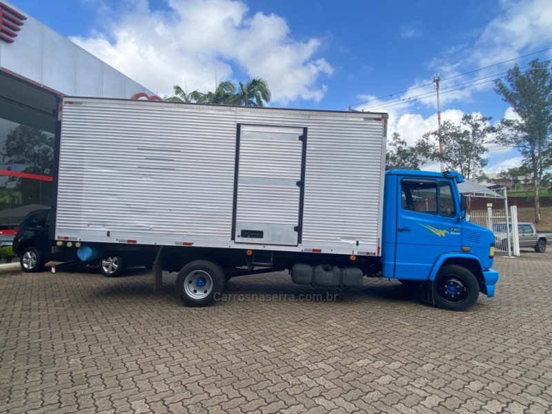 710  - 2004 - LAJEADO