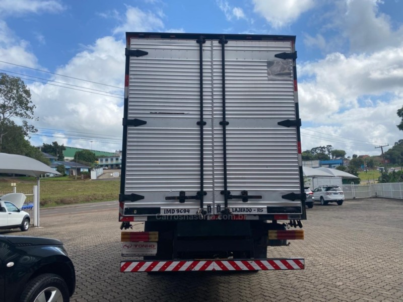 710  - 2004 - LAJEADO